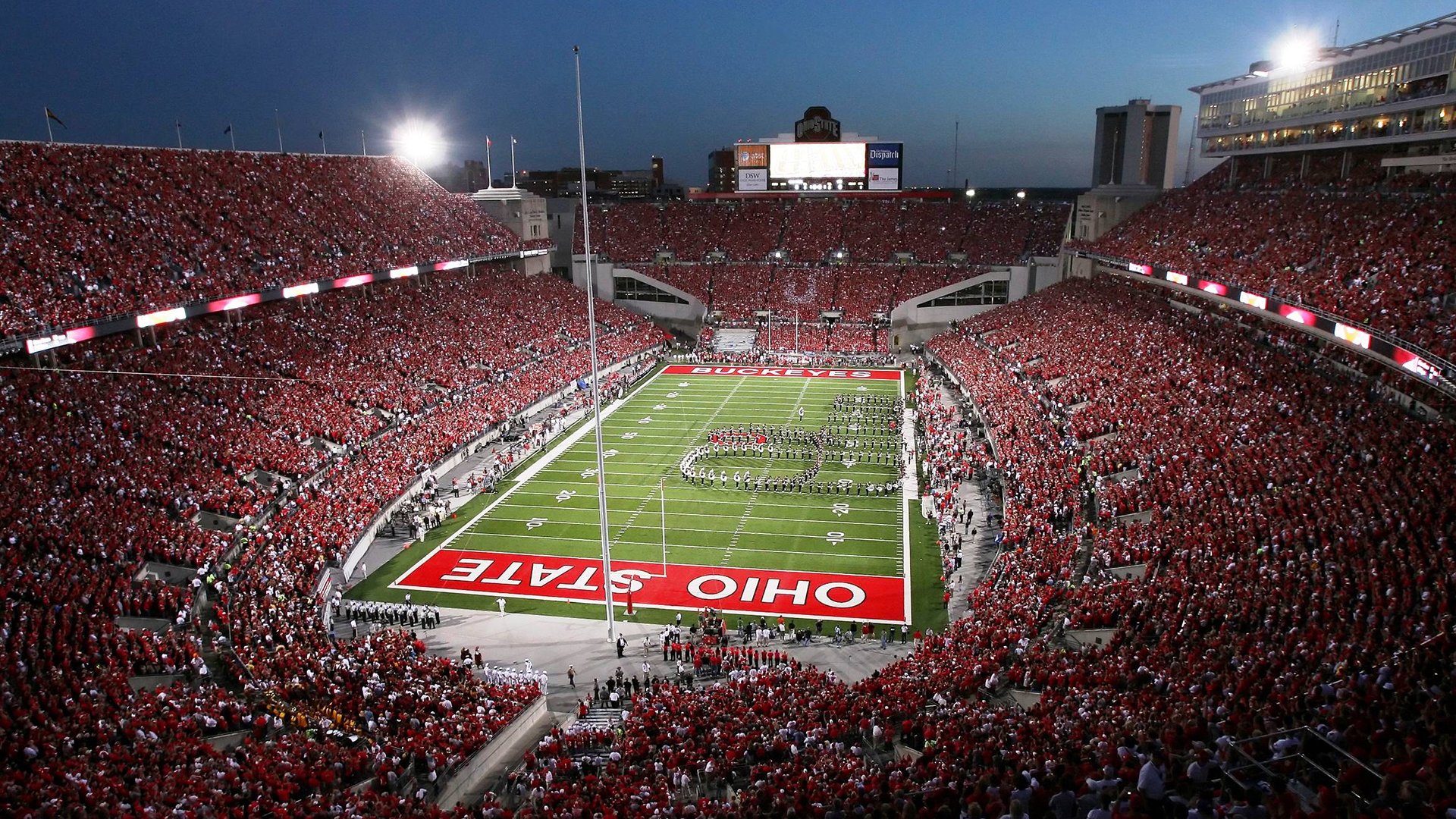 爱游戏电竞-_勇士开启疯狂三分雨，战绩节节攀升_，勇士狂风暴雨